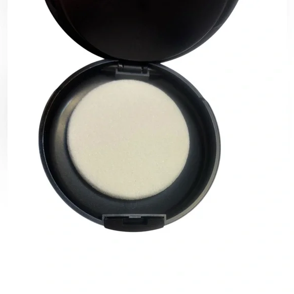 MAC Studio Fix Powder Plus Foundation Original Formula - Picture 5 of 5